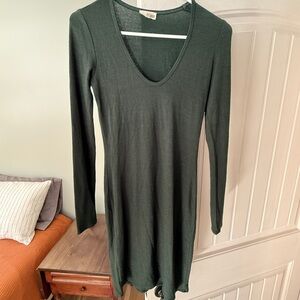 Aritzia Wilfred Forest Green Long Sleeve Scoop Neck Knit Dress, Size Small